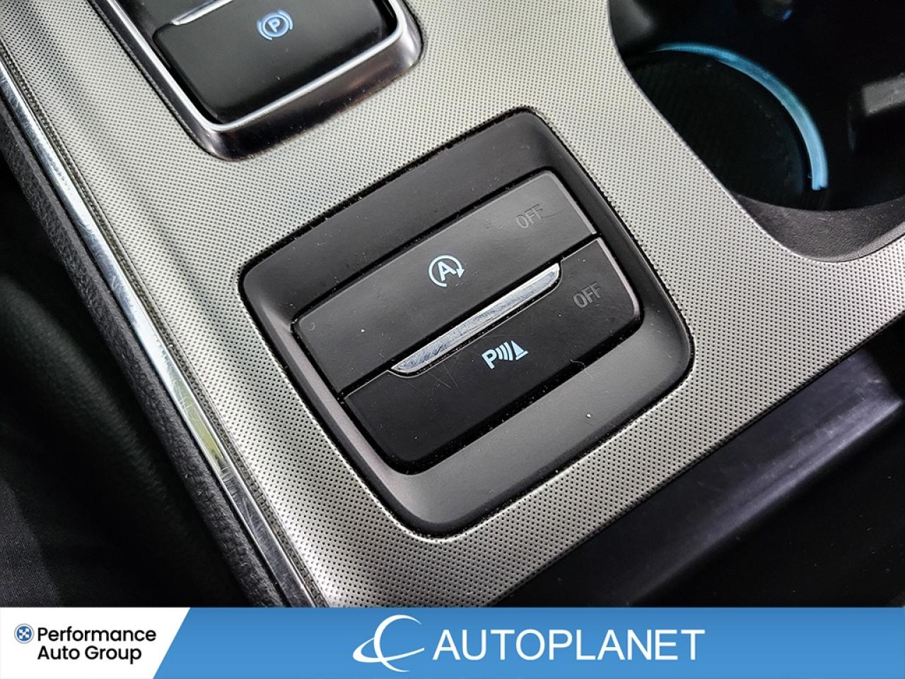 2023 Ford Edge Titanium AWD, Heated Seats, Remote Start! Photo