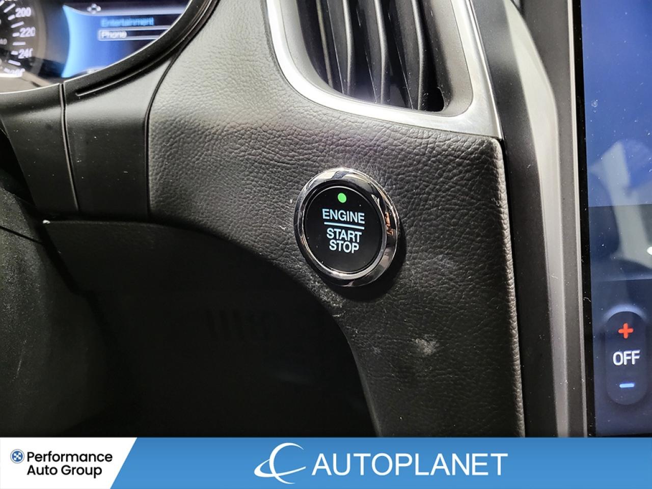 2023 Ford Edge Titanium AWD, Heated Seats, Remote Start! Photo