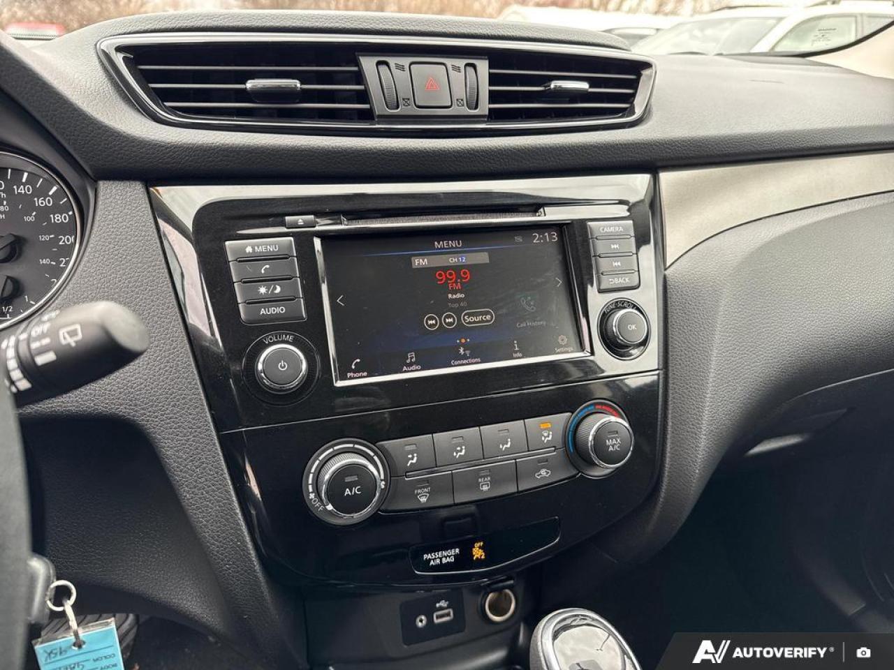 2019 Nissan Qashqai SV BACKUP CAM   BLUETOOTH   HTD SEATS   KEYLESS EN Photo