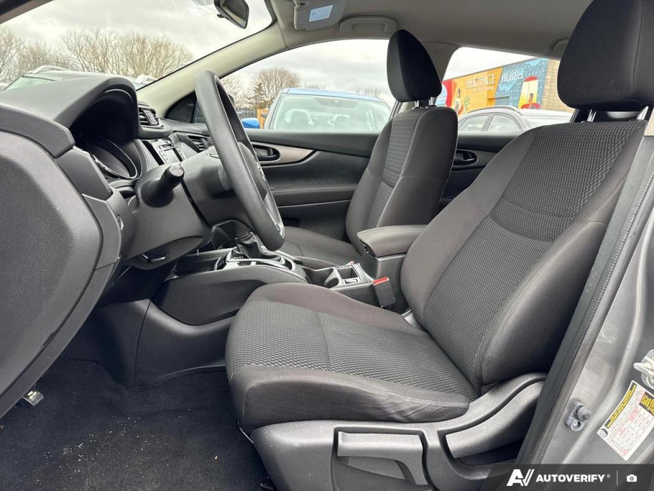 2019 Nissan Qashqai SV BACKUP CAM   BLUETOOTH   HTD SEATS   KEYLESS EN Photo