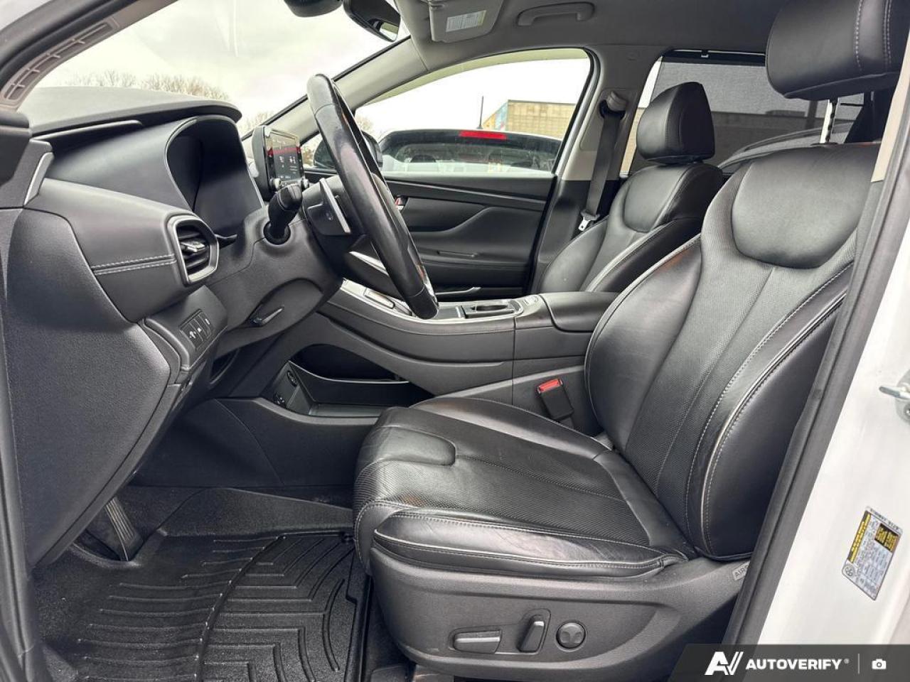 2022 Hyundai Santa Fe Urban BACKUP CAM   BLUETOOTH   HTD SEATS   KEYLESS Photo