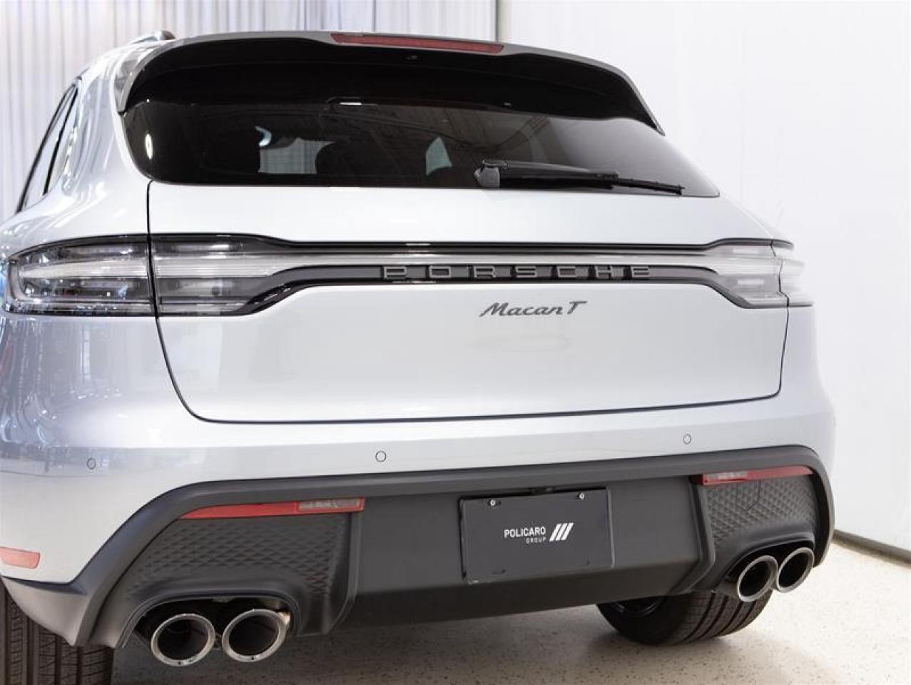 2026 Porsche Macan T AWD Photo