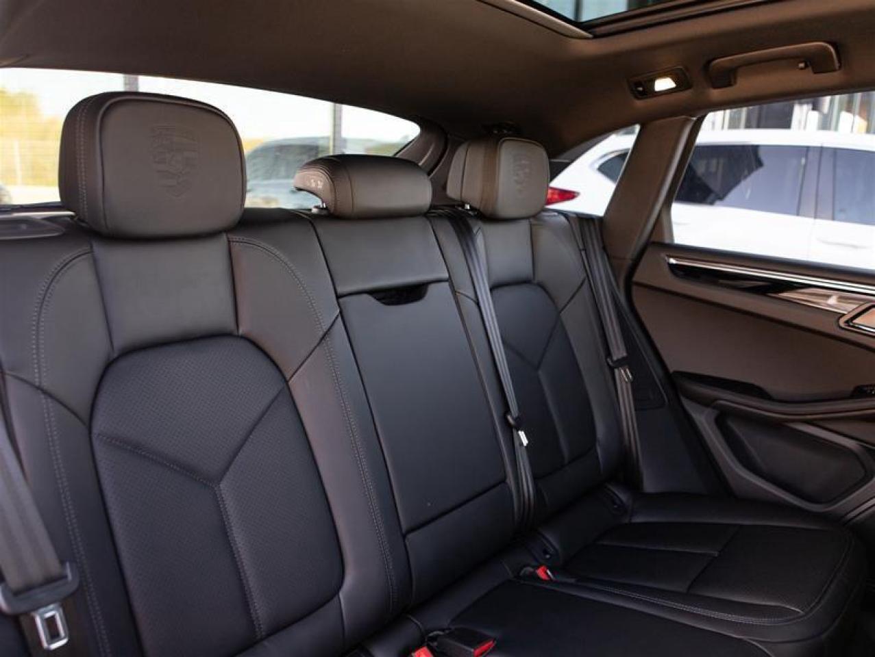 2026 Porsche Macan T AWD Photo