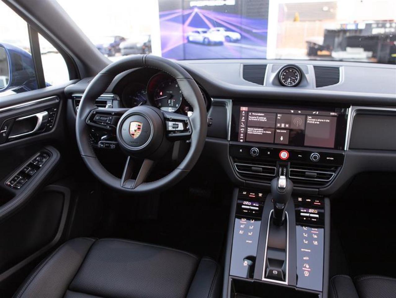 2026 Porsche Macan AWD Photo