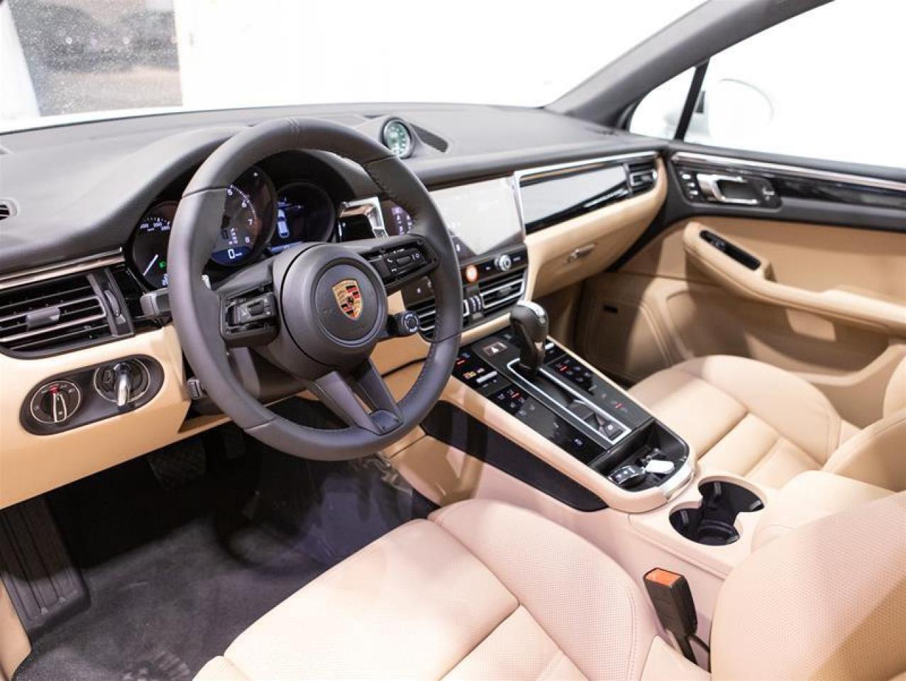 2026 Porsche Macan S AWD Photo