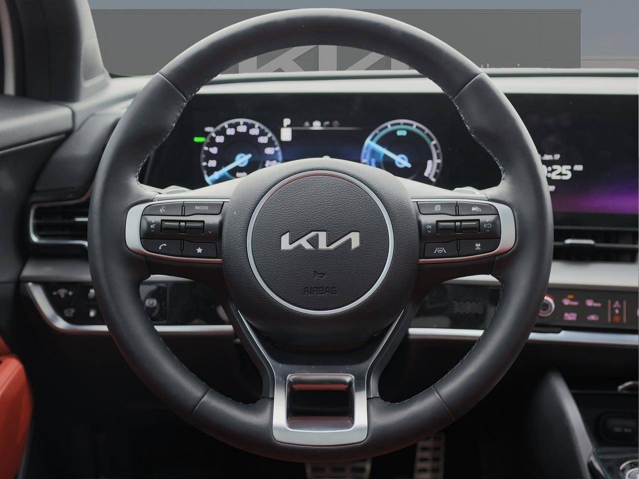 2025 Kia Sportage Plug-In Hybrid SX AWD   Blindview Monitor   Digital Cluster Photo