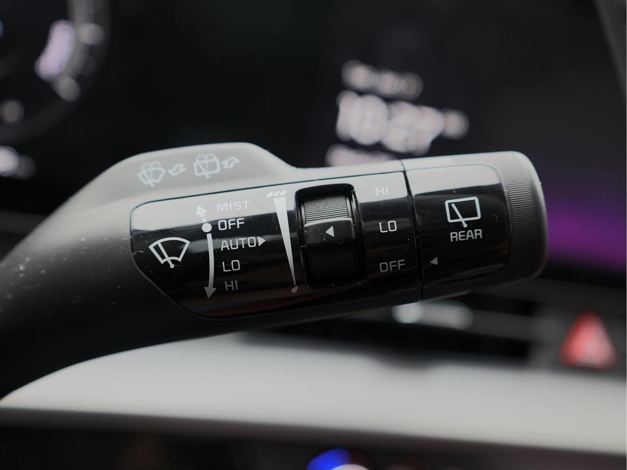 2025 Kia Sportage Plug-In Hybrid SX AWD   Blindview Monitor   Digital Cluster Photo