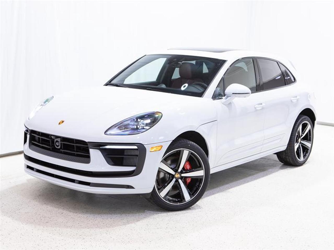 2026 Porsche Macan S AWD Photo