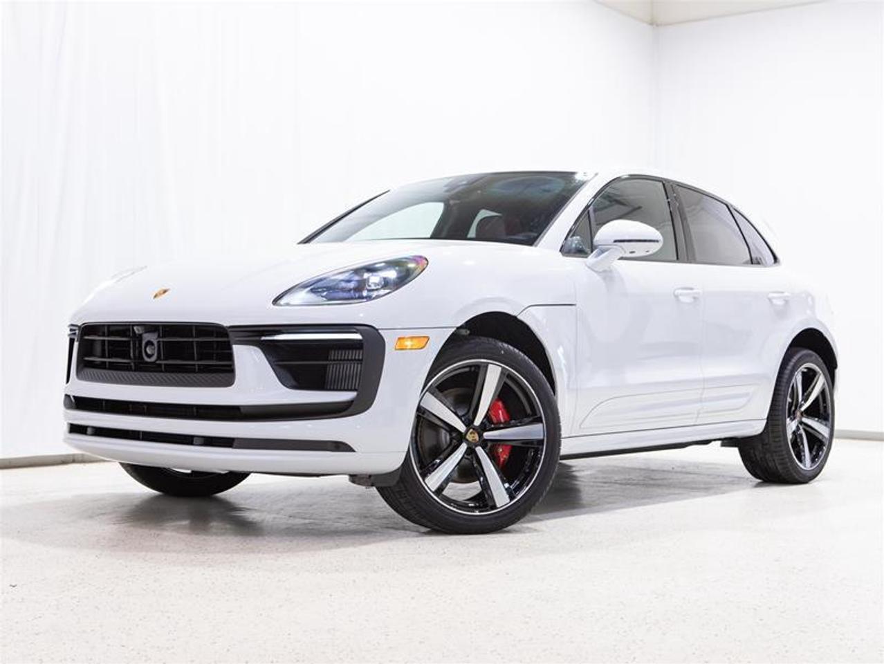 2026 Porsche Macan S AWD Photo