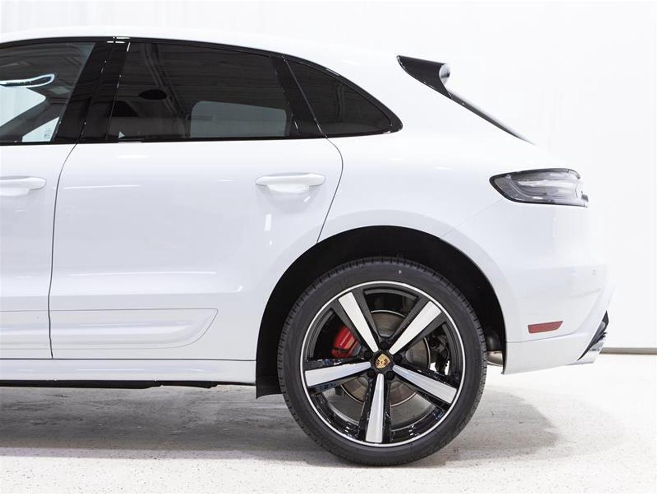 2026 Porsche Macan S AWD Photo