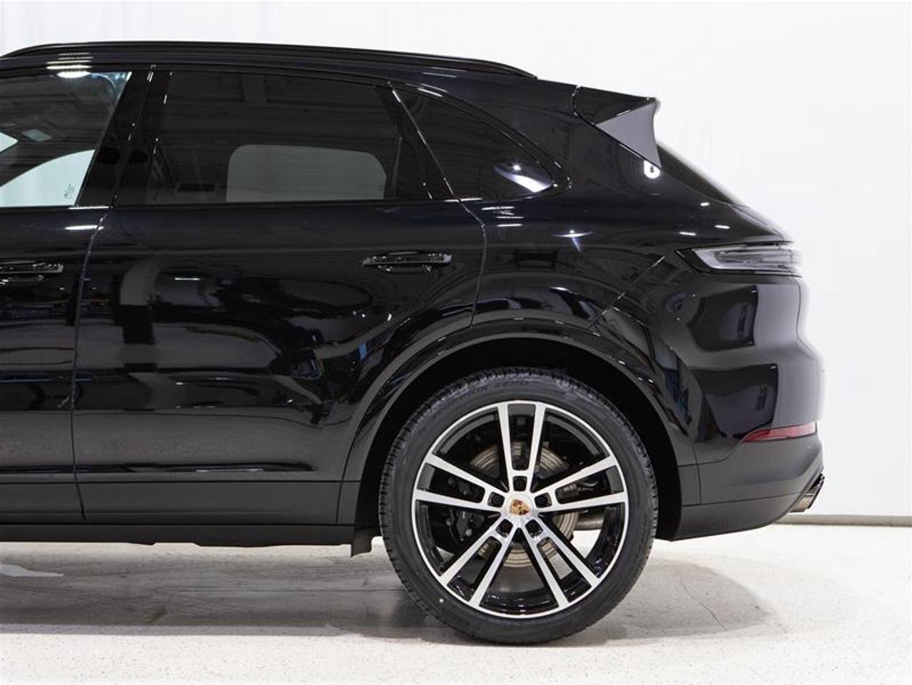 2026 Porsche Cayenne AWD Photo