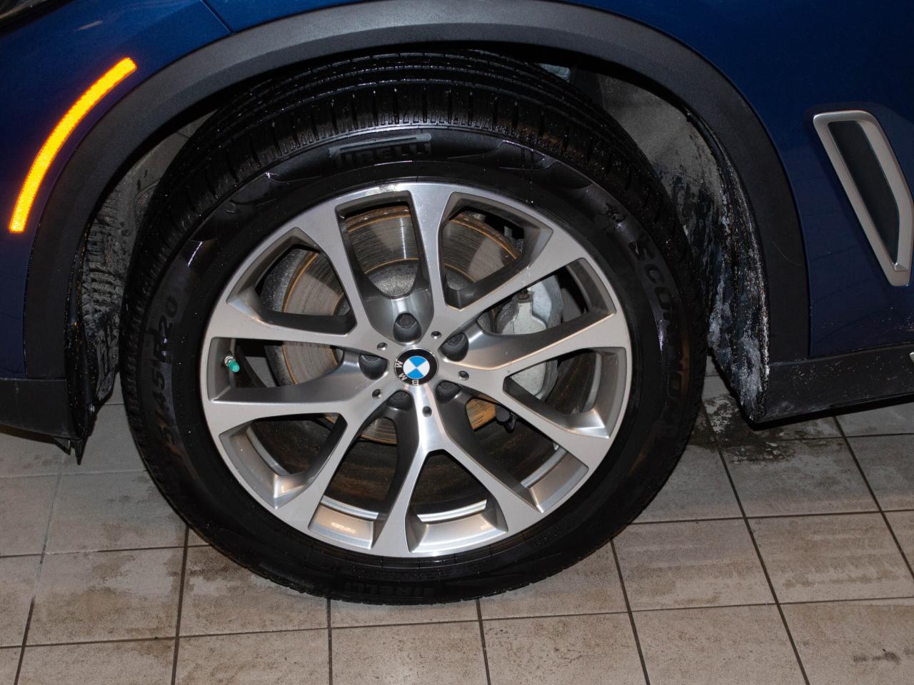 2019 BMW X5 xDrive40i Photo3