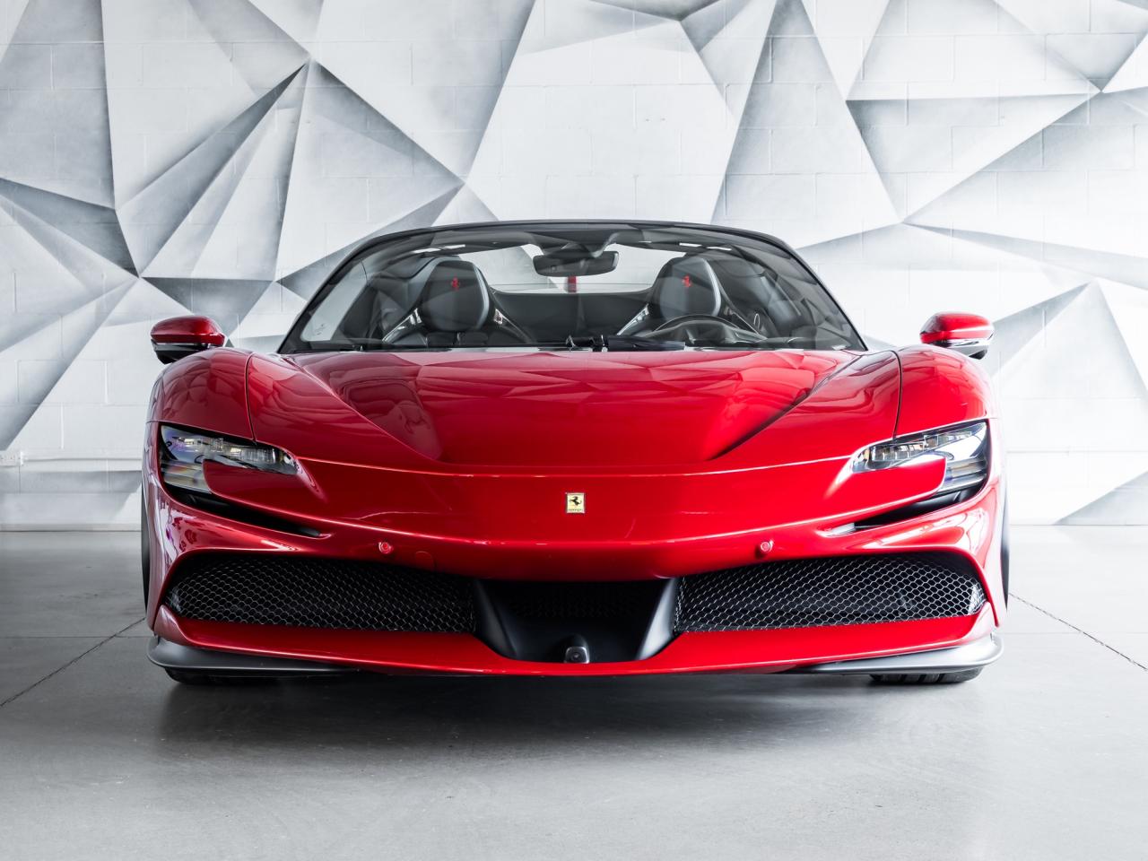 2024 Ferrari SF90 Spider Convertible Photo2