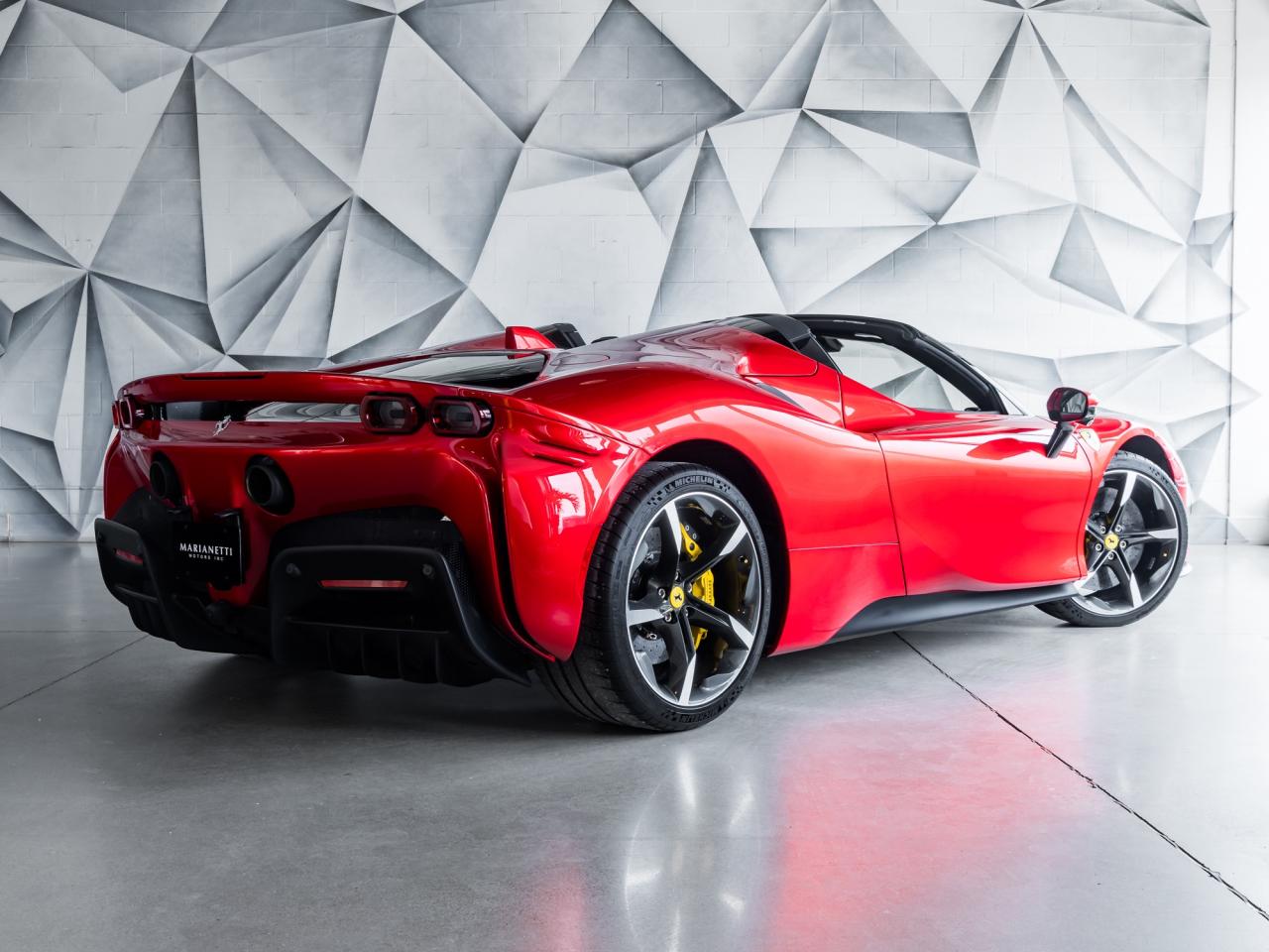 2024 Ferrari SF90 Spider Convertible Photo