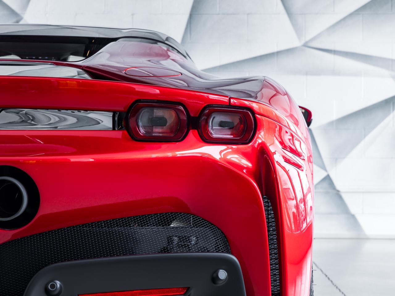 2024 Ferrari SF90 Spider Convertible Photo