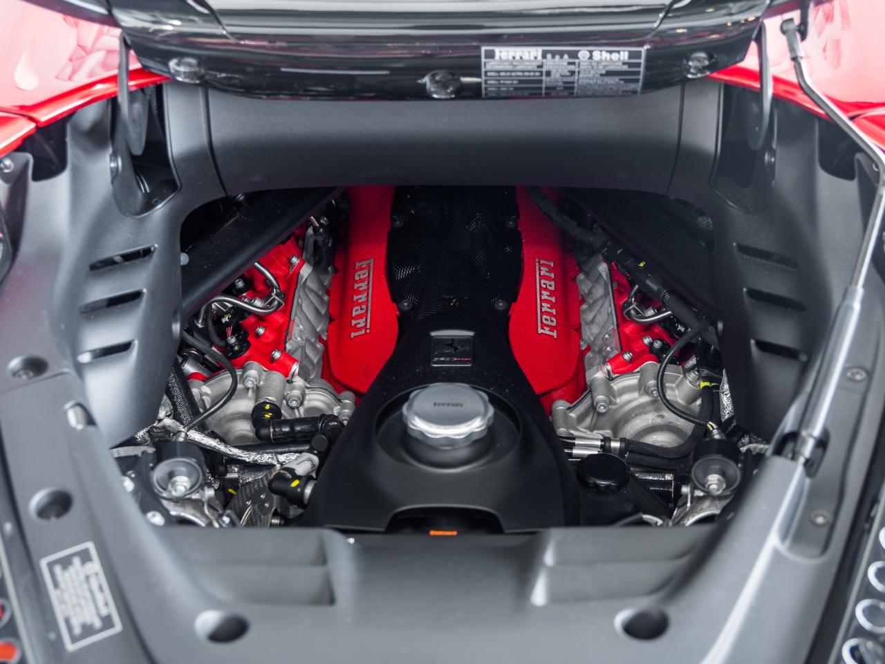 2024 Ferrari SF90 Spider Convertible Photo