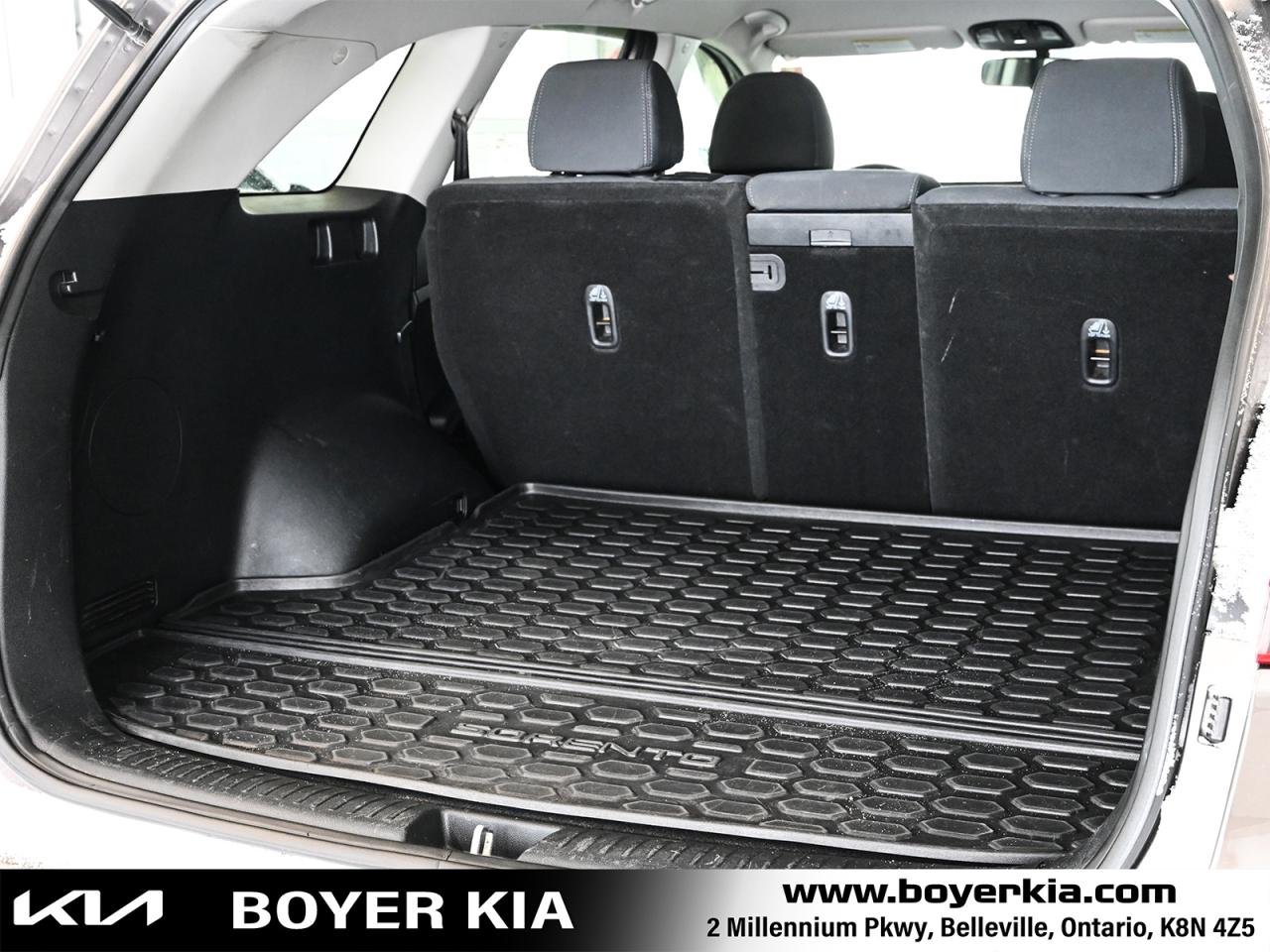 2019 Kia Sorento 2.4L LX Three Row Seating Photo