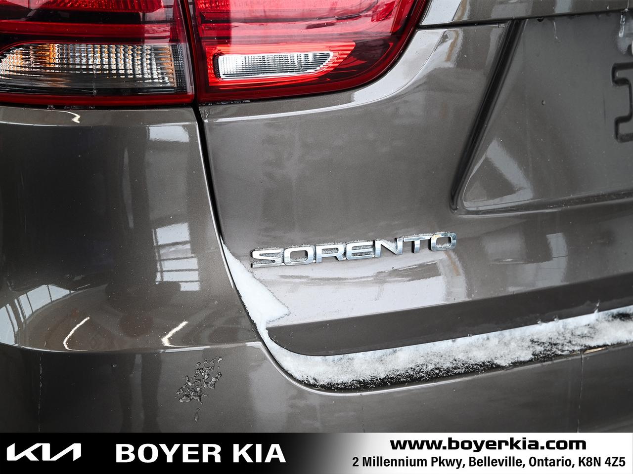 2019 Kia Sorento 2.4L LX Three Row Seating Photo