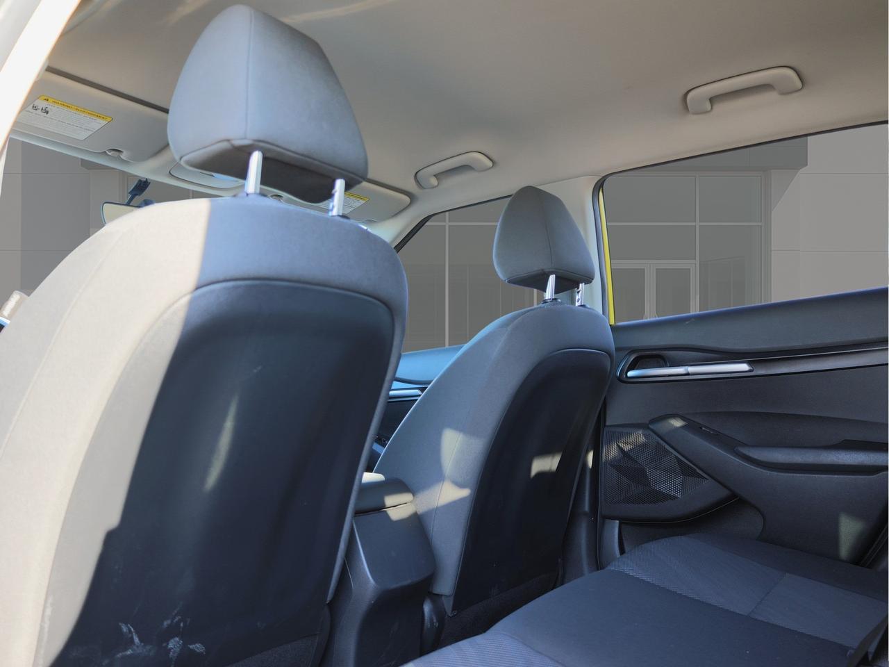 2021 Kia Seltos LX   Blindspot Alert   Heated Seat   Cruise Photo