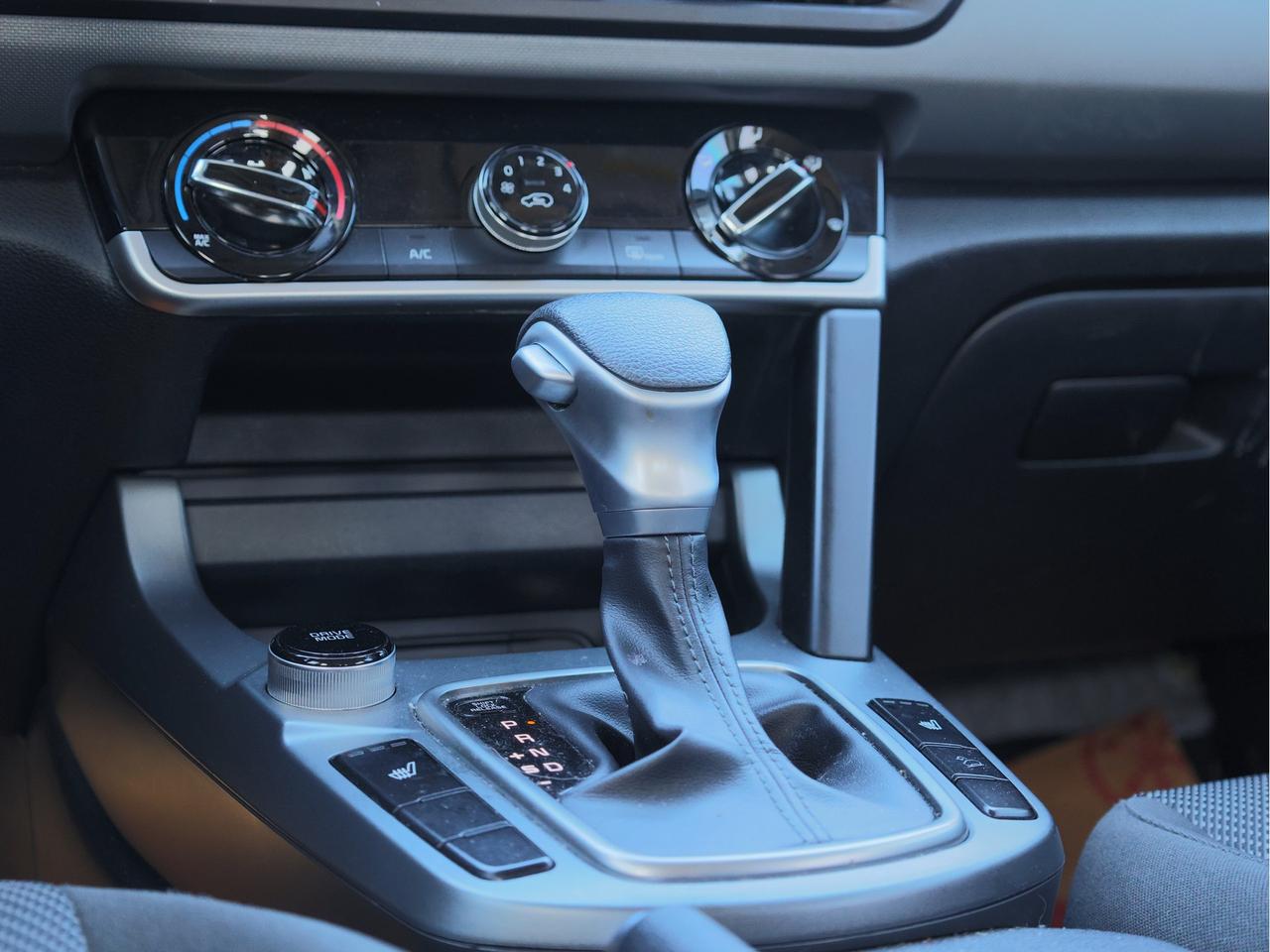 2021 Kia Seltos LX   Blindspot Alert   Heated Seat   Cruise Photo