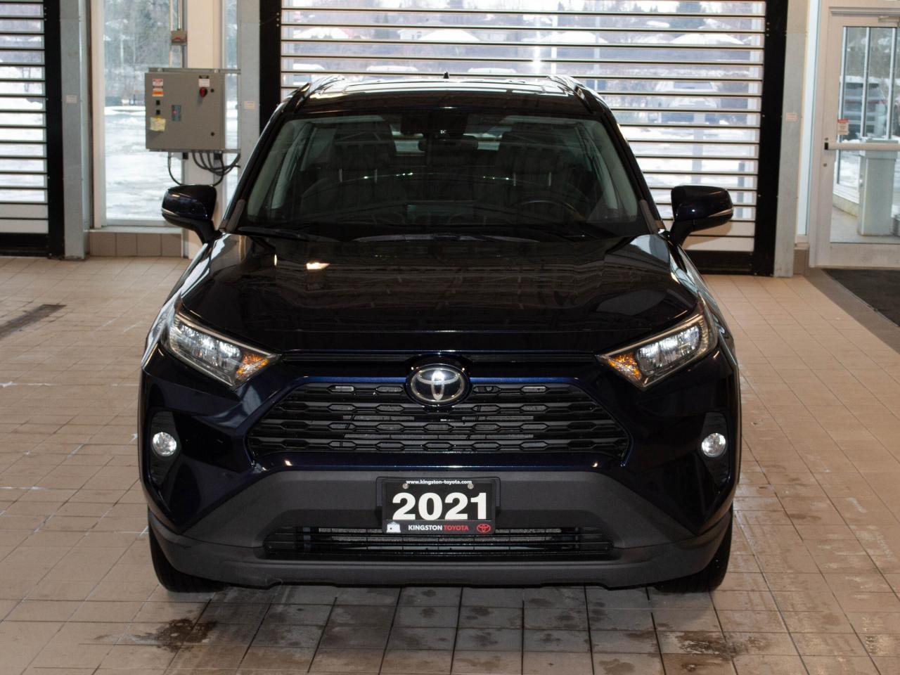 2021 Toyota RAV4 XLE Photo