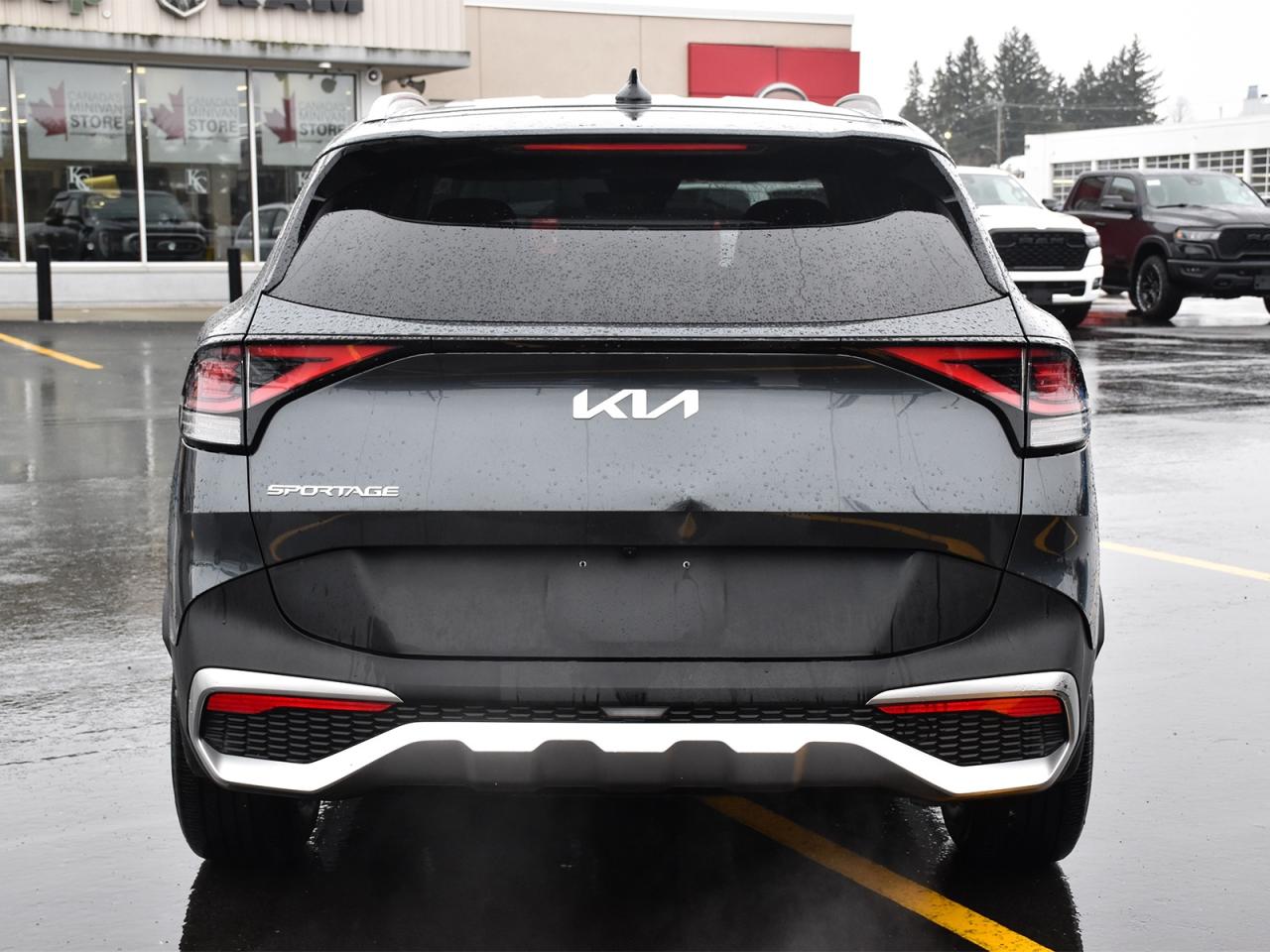 2023 Kia Sportage LX Photo3