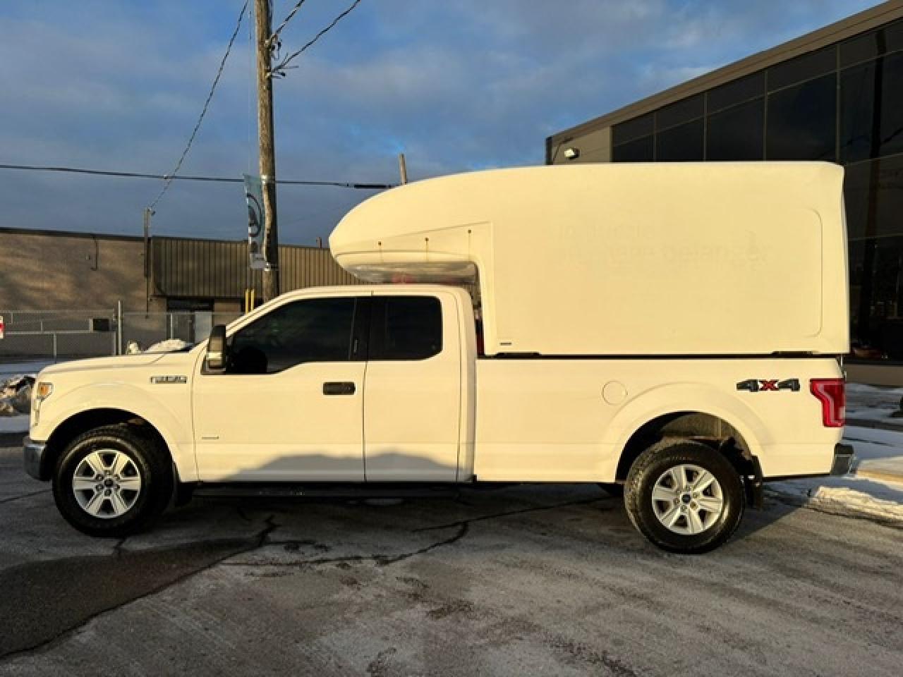 2016 Ford F-150 XLT 4WD SuperCab MARANDA CAP-8' LONG BOX-103KM! Photo