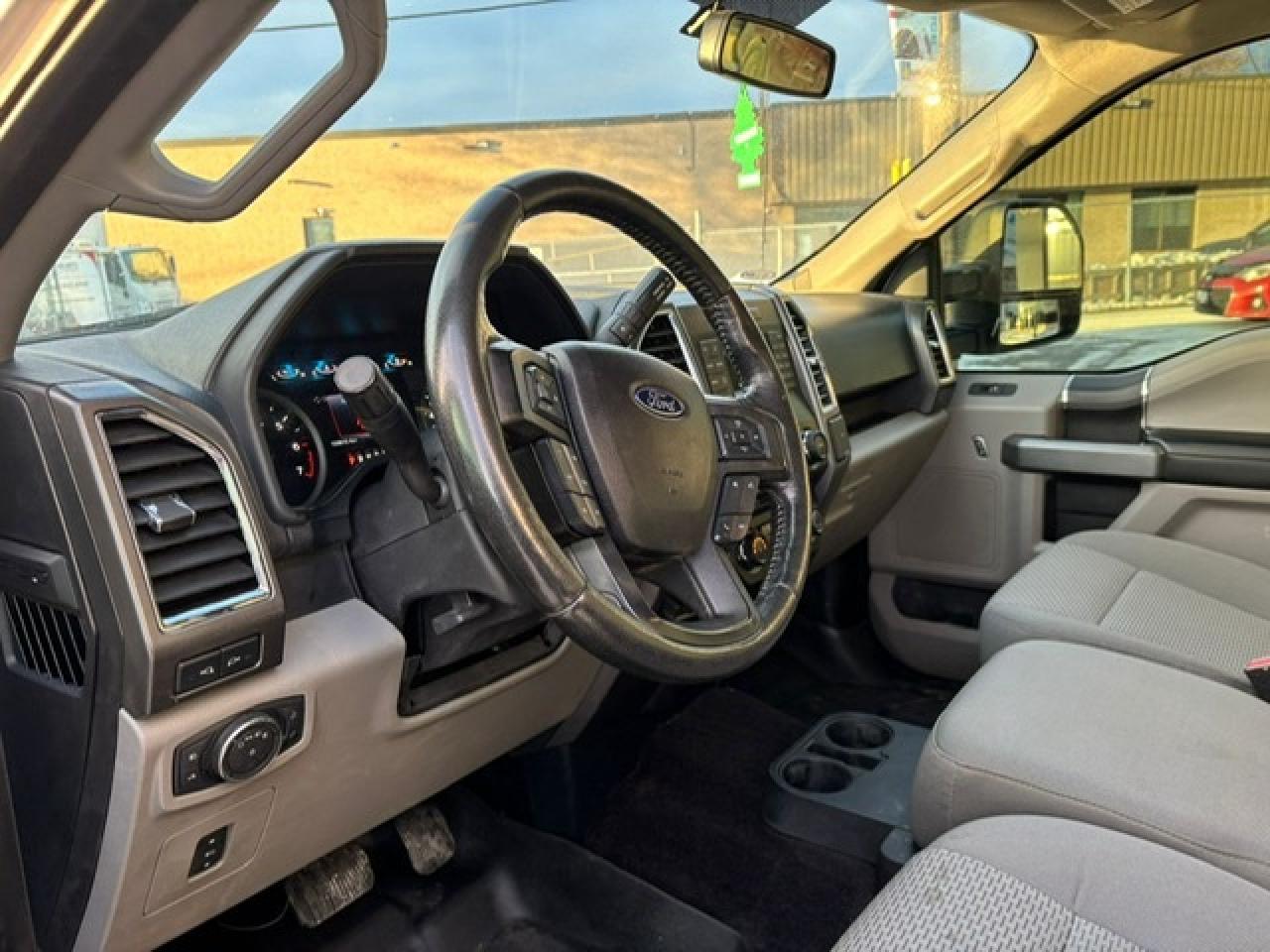 2016 Ford F-150 XLT 4WD SuperCab MARANDA CAP-8' LONG BOX-103KM! Photo