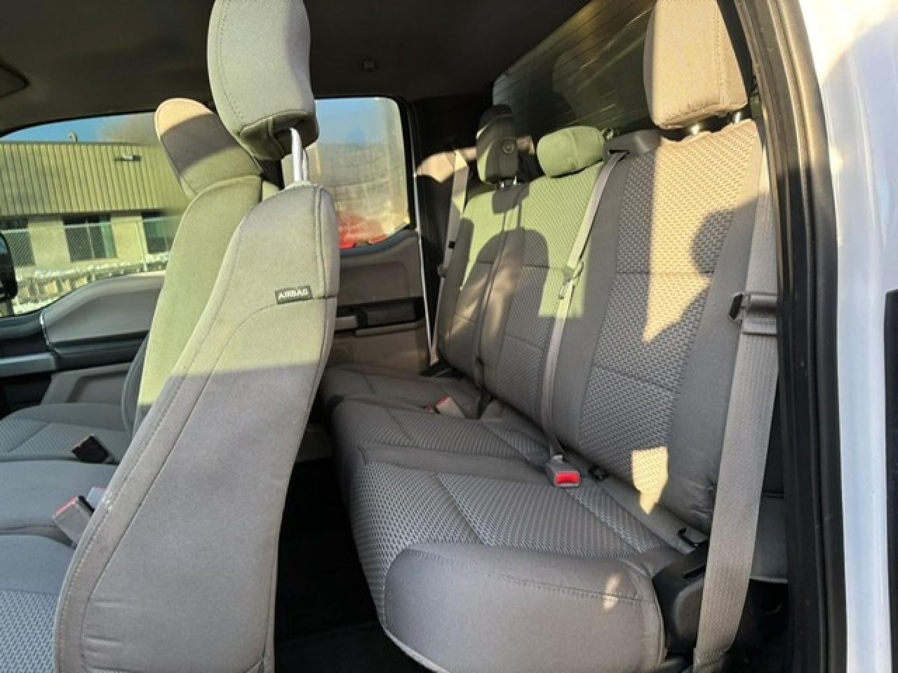 2016 Ford F-150 XLT 4WD SuperCab MARANDA CAP-8' LONG BOX-103KM! Photo