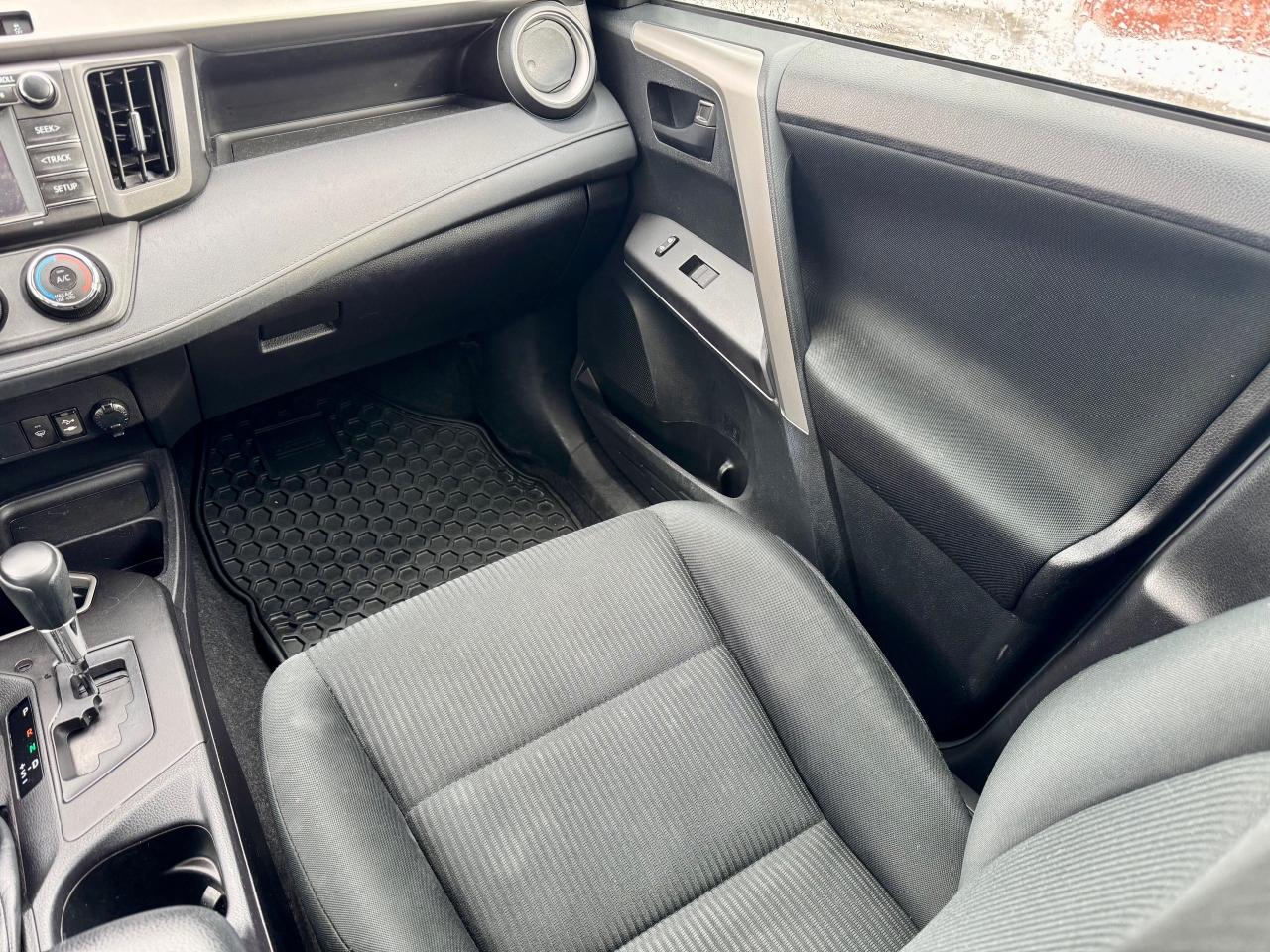 2018 Toyota RAV4 AWD LE Certified NoAccidents CleanTitle Photo