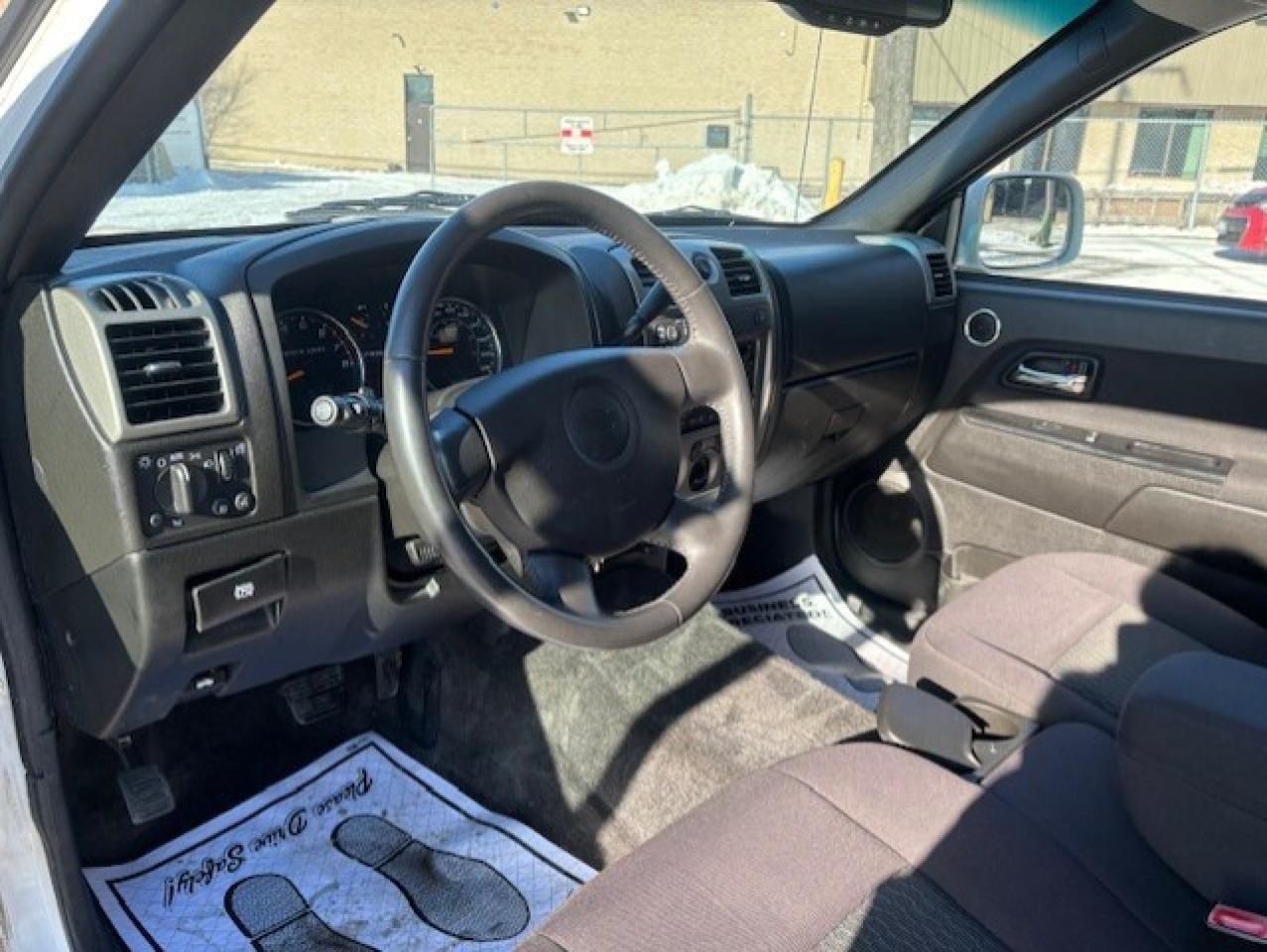 2012 Chevrolet Colorado LT 4X4 **ONLY 44,000KM-1 OWNER-CREW CAB-CERTIFIED* Photo