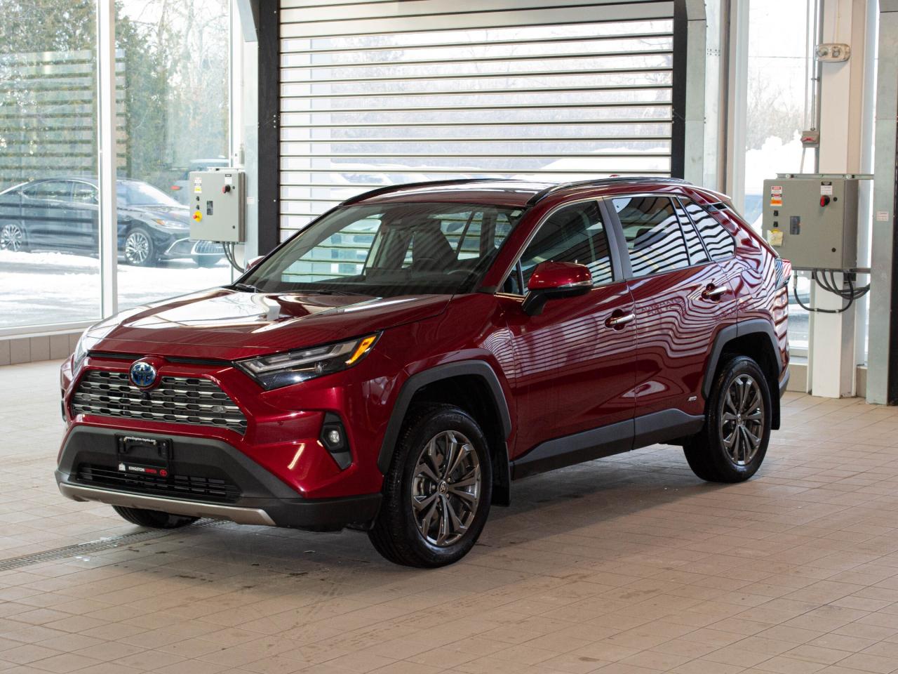 2022 Toyota RAV4 Hybrid Limited Photo0