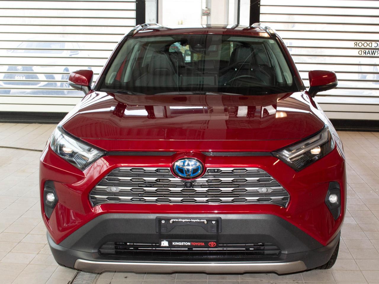 2022 Toyota RAV4 Hybrid Limited Photo