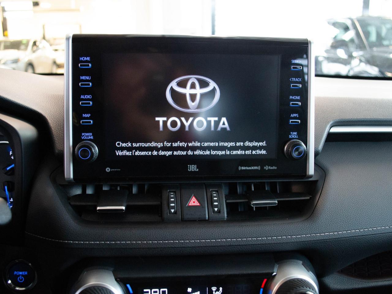 2022 Toyota RAV4 Hybrid Limited Photo