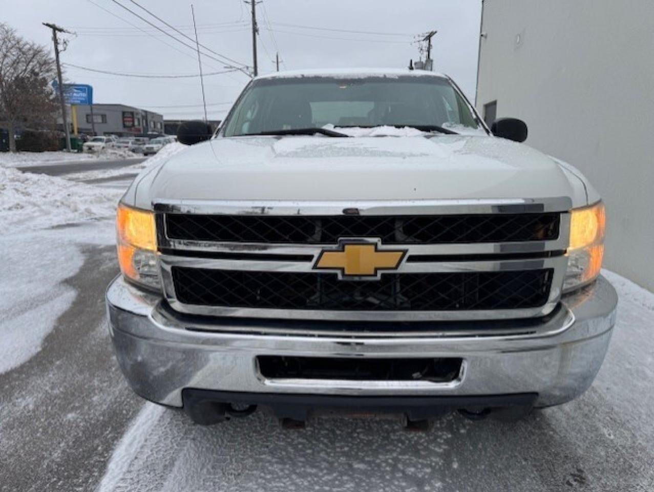 2014 Chevrolet SILVERADO 2500HD 4WD-ARCTIC SNOW PLOW-CREW CAB-LONG BOX-CERTIFIED!! Photo