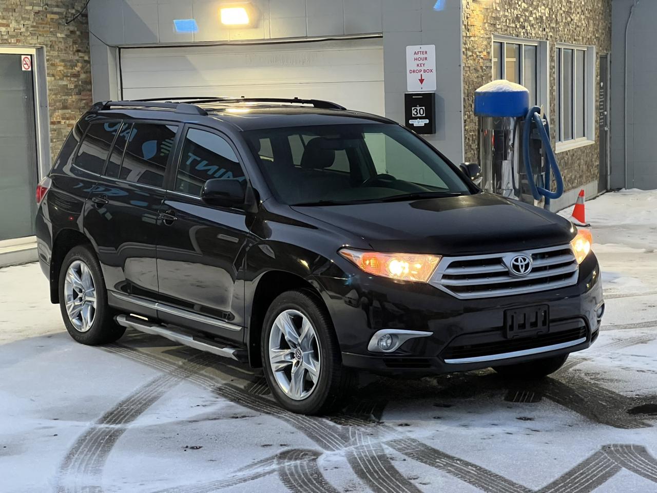 2013 Toyota Highlander SE 4WD – Certified & Clean CarFax   3.5L V6   Remo Photo