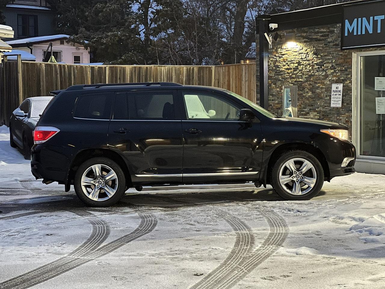 2013 Toyota Highlander SE 4WD – Certified & Clean CarFax   3.5L V6   Remo Photo3