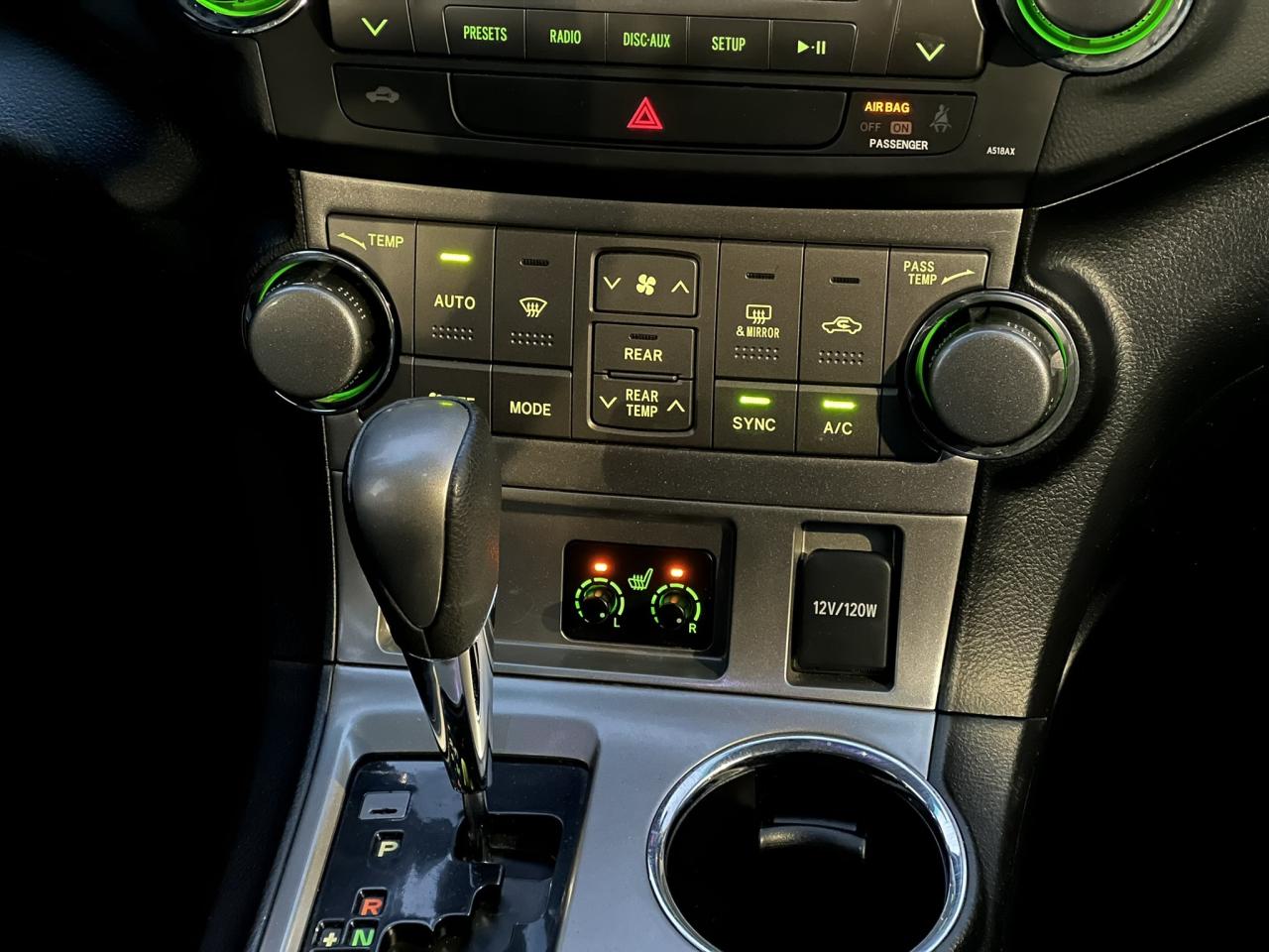 2013 Toyota Highlander SE 4WD – Certified & Clean CarFax   3.5L V6   Remo Photo