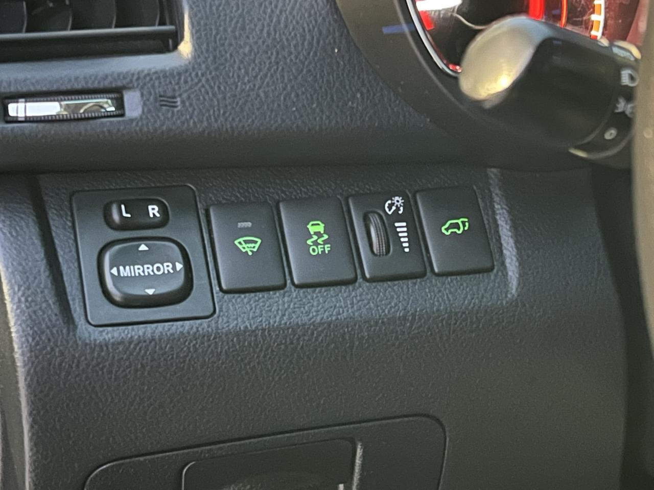 2013 Toyota Highlander SE 4WD – Certified & Clean CarFax   3.5L V6   Remo Photo