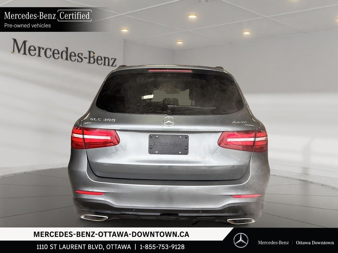 2019 Mercedes-Benz GLC300 4MATIC SUV Premium & Night Package / Photo2