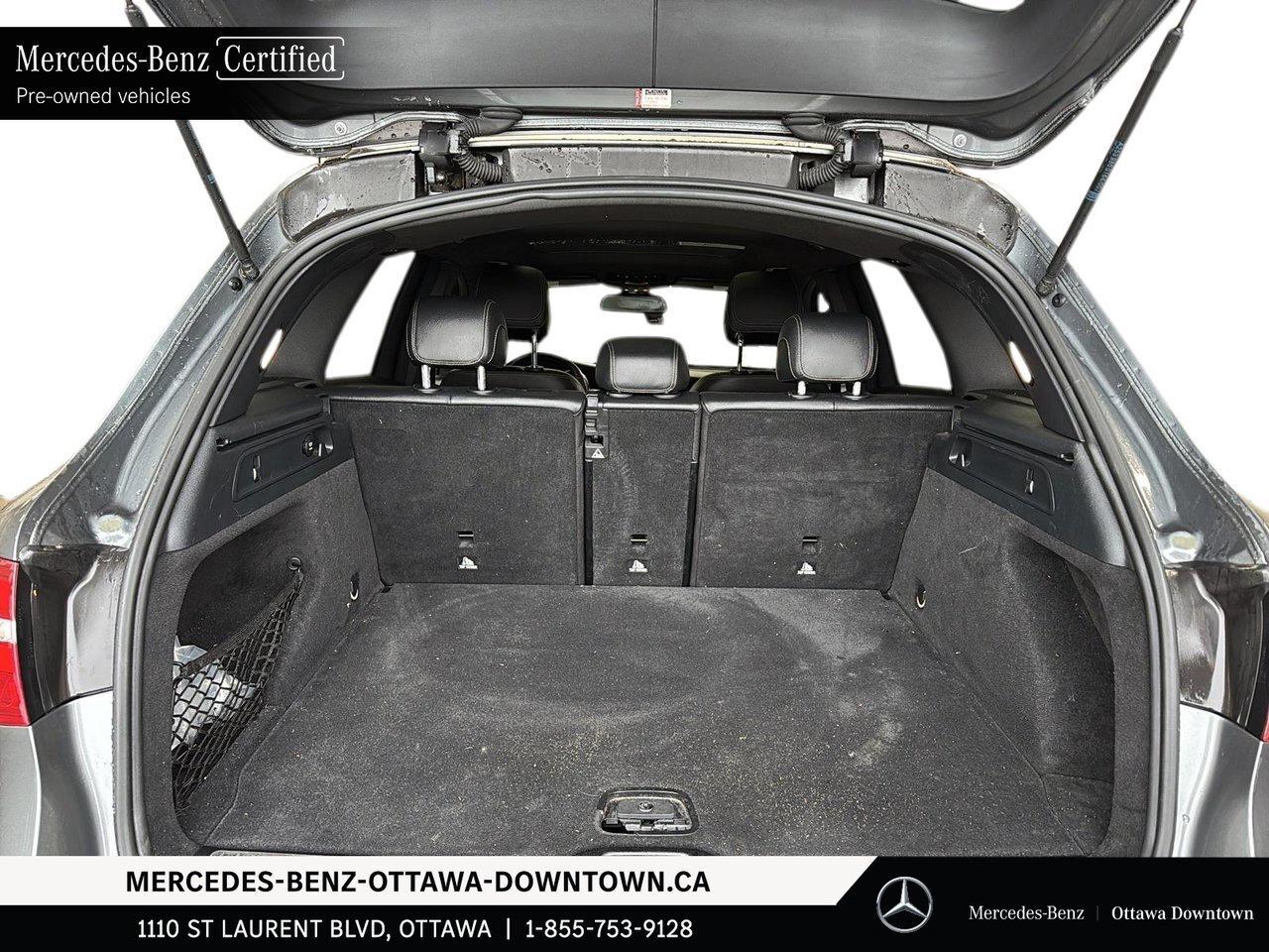 2019 Mercedes-Benz GLC300 4MATIC SUV Premium & Night Package / Photo