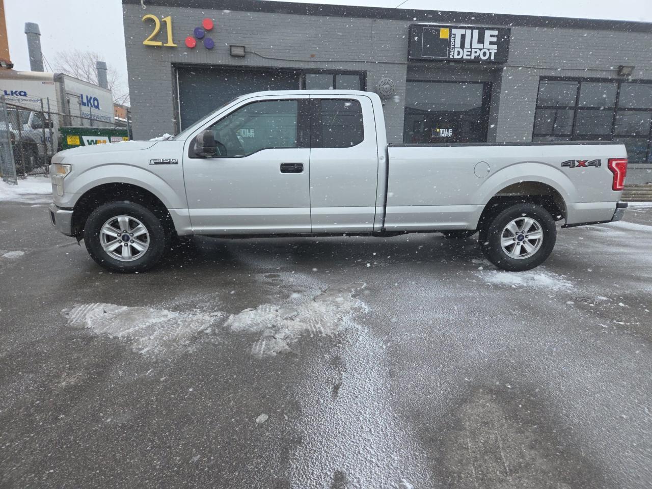 2016 Ford F-150 XLT 4WD V8 SUPER CAB 8 FOOT LONG BOX-CERTIFIED!! Photo