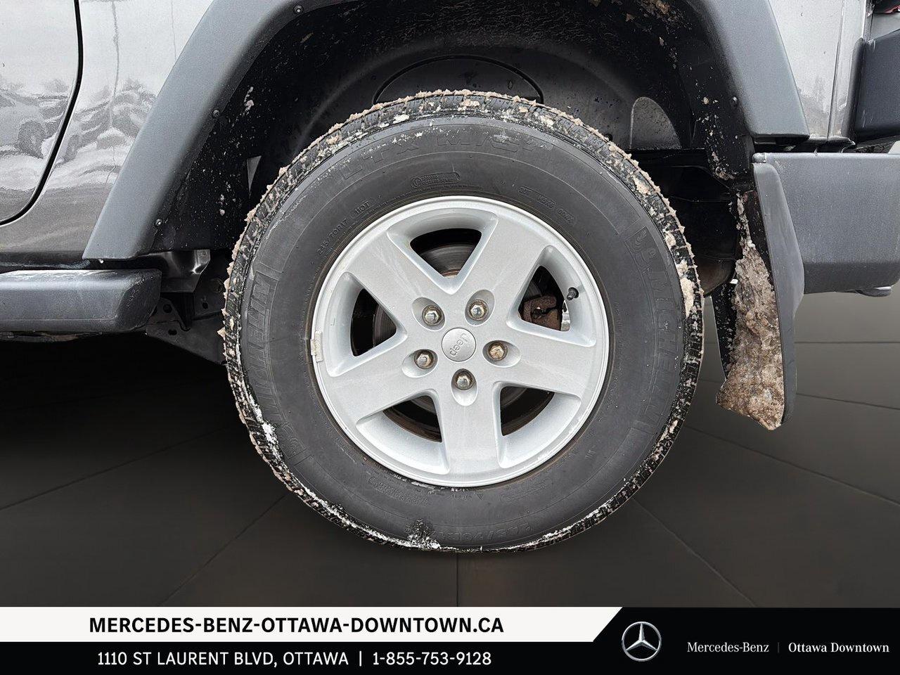 2017 Jeep Wrangler Sport Manual Transmission & Hard Top / Photo