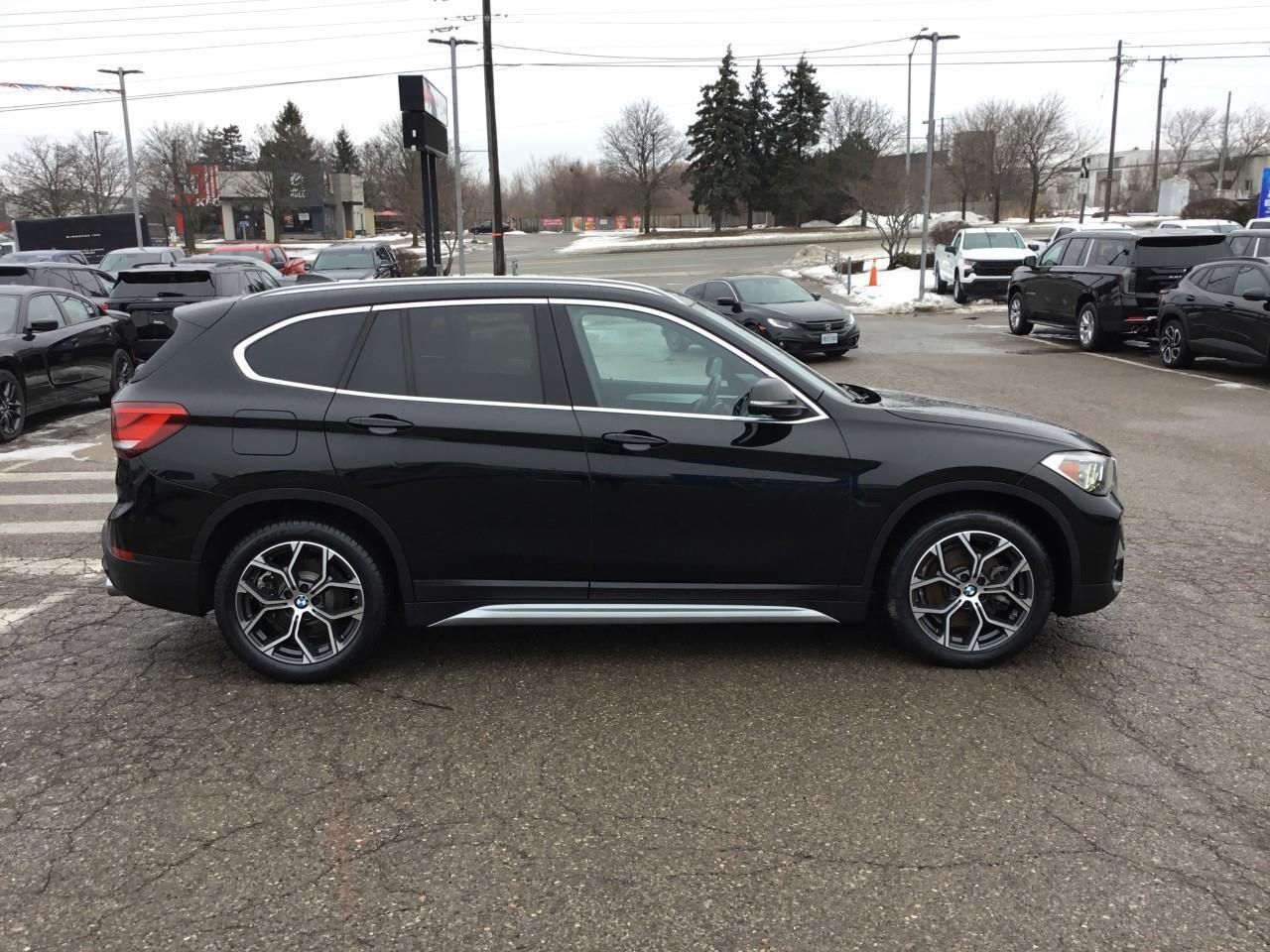 2021 BMW X1  Photo