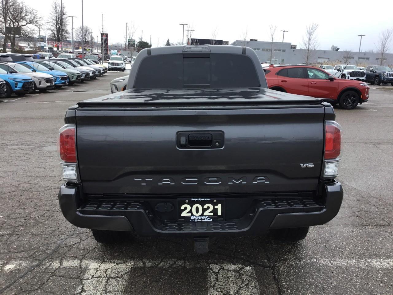 2021 Toyota Tacoma  Photo3
