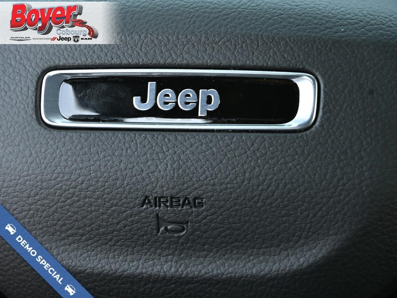 2025 Jeep Grand Cherokee Laredo Photo