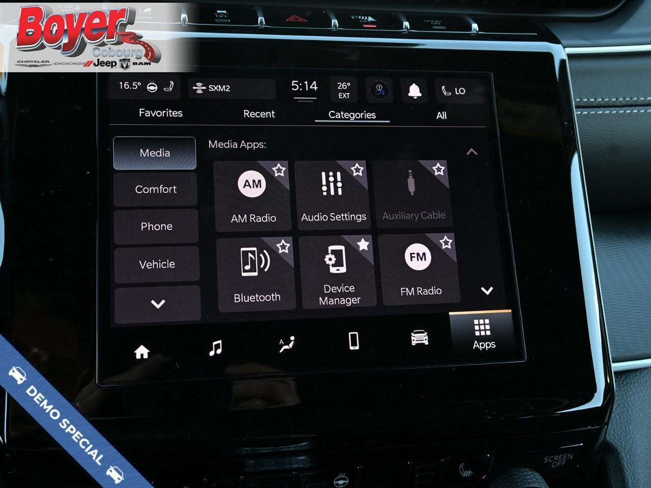 2025 Jeep Grand Cherokee Laredo Photo