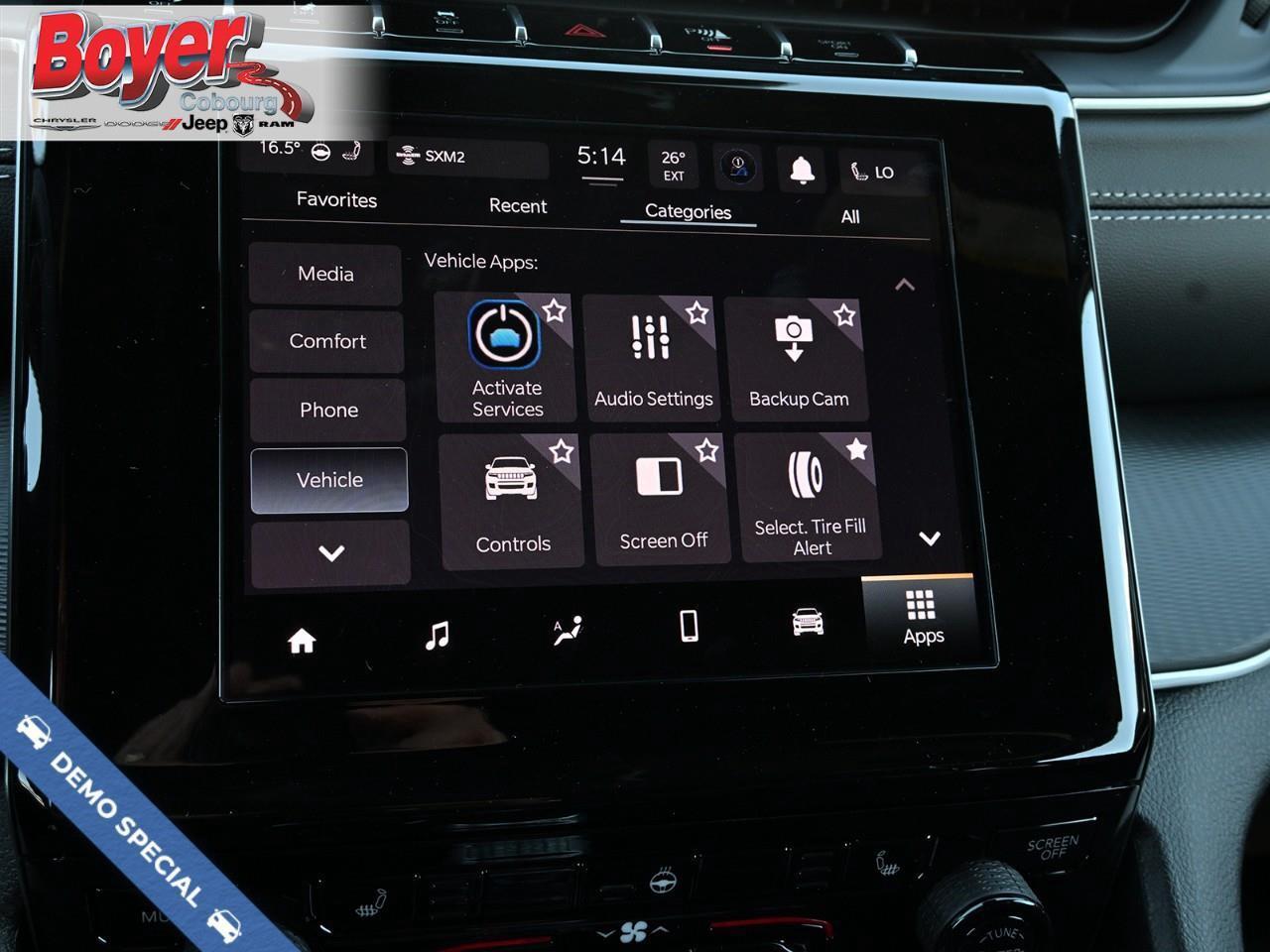 2025 Jeep Grand Cherokee Laredo Photo