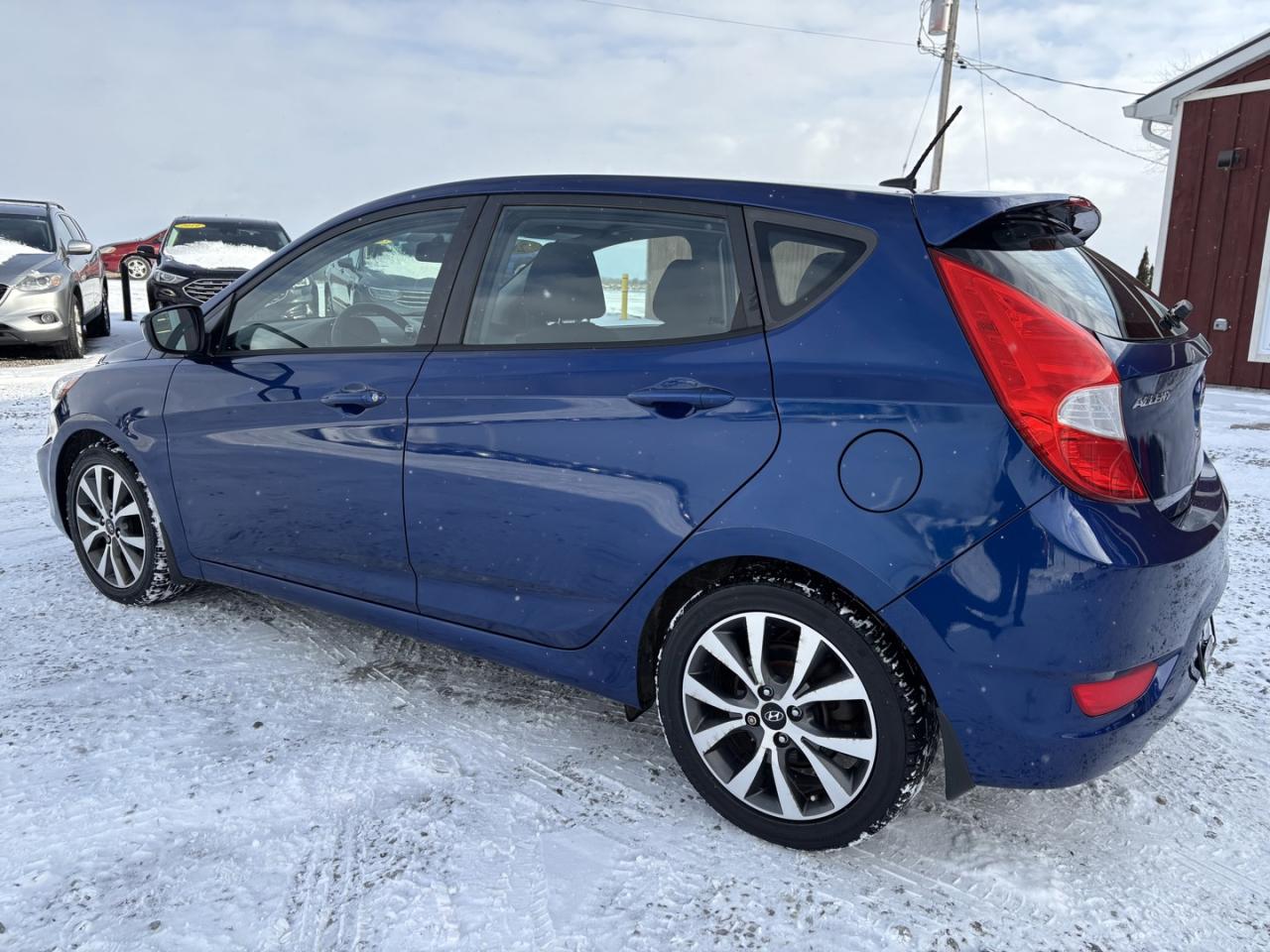 2017 Hyundai Accent GL ~No Accidents~ Photo2