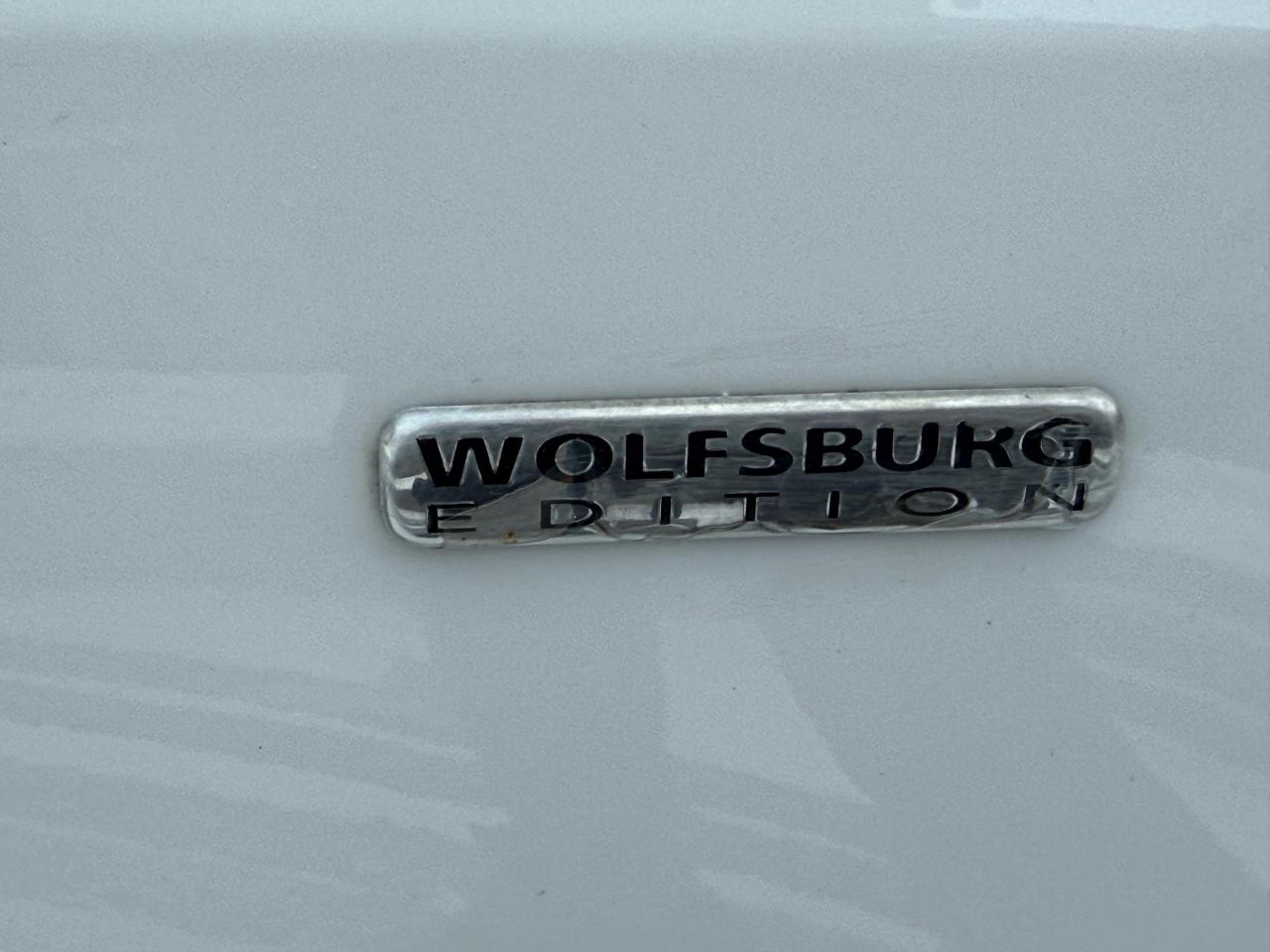 2013 Volkswagen Golf wolfsburg edition Photo